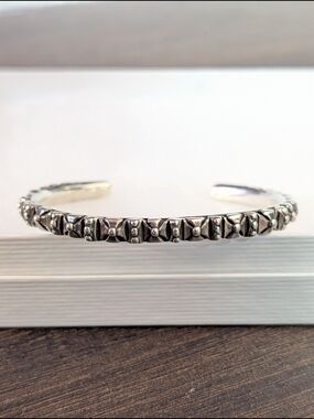 TRAVIS WALKER 925 Sterling Silver Iron Cross Maltese Biker Bangle Bracelet USA